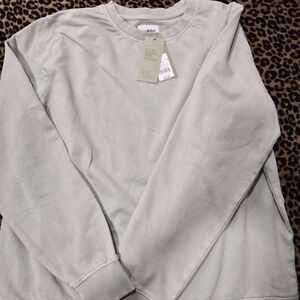 Goodfellow & Co Light Gray Crewneck Top